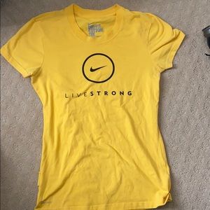 Women’s livestrong t shirt. Nike